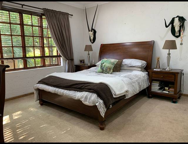 5 BEDROOM HOUSE FOR SALE IN GREENHILLS